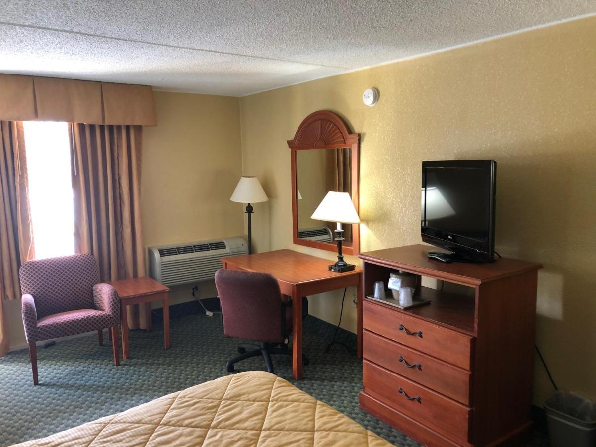 Rodeway Inn Joint Base Andrews Area Camp Springs Εξωτερικό φωτογραφία