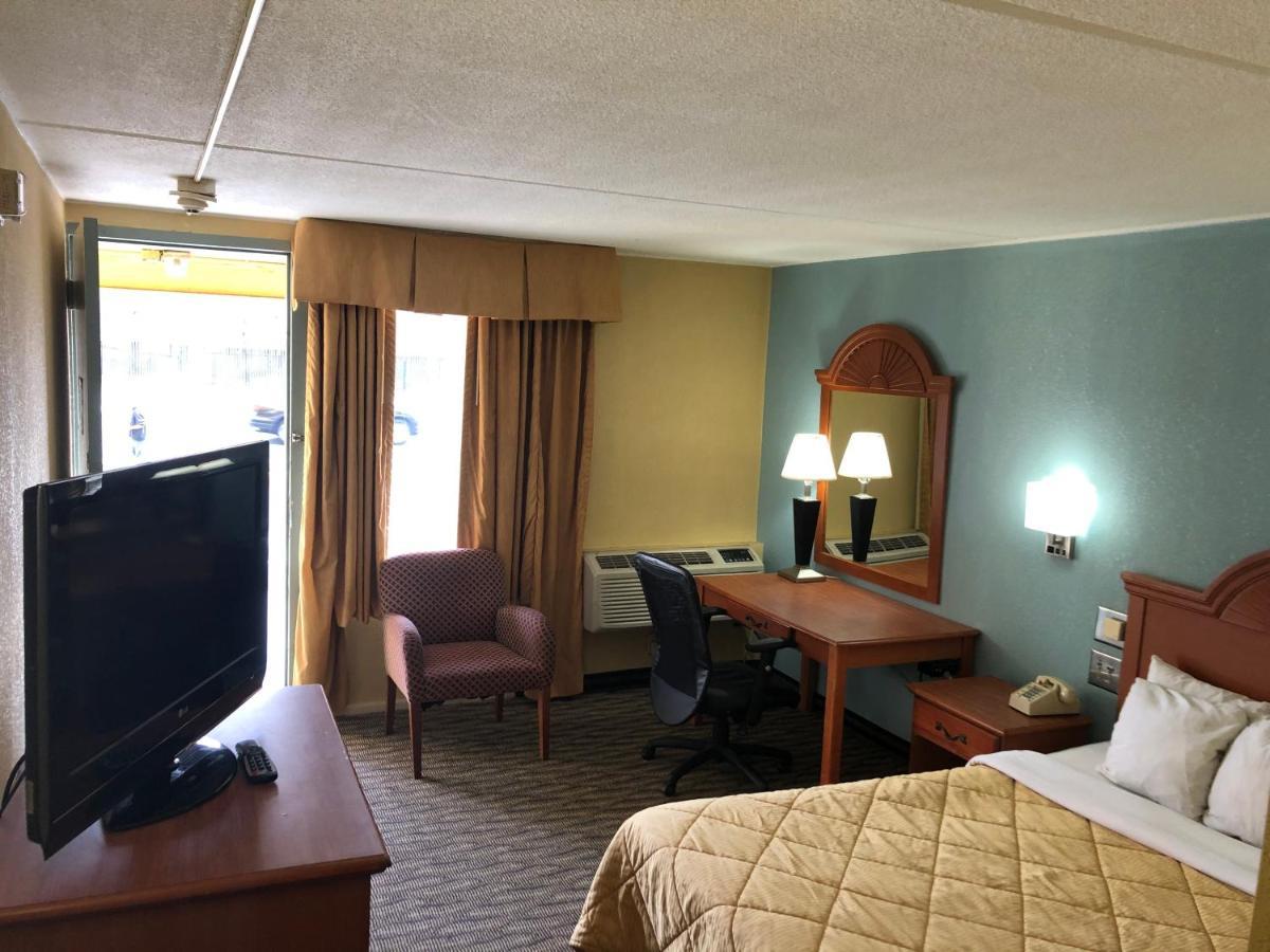 Rodeway Inn Joint Base Andrews Area Camp Springs Εξωτερικό φωτογραφία