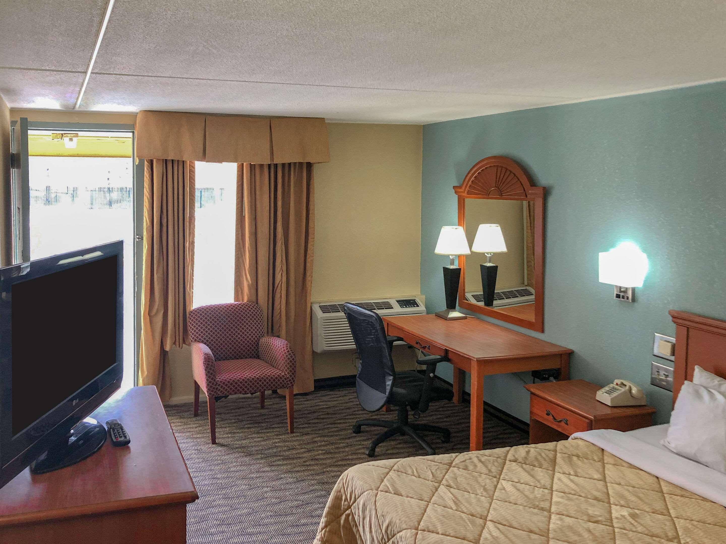 Rodeway Inn Joint Base Andrews Area Camp Springs Εξωτερικό φωτογραφία