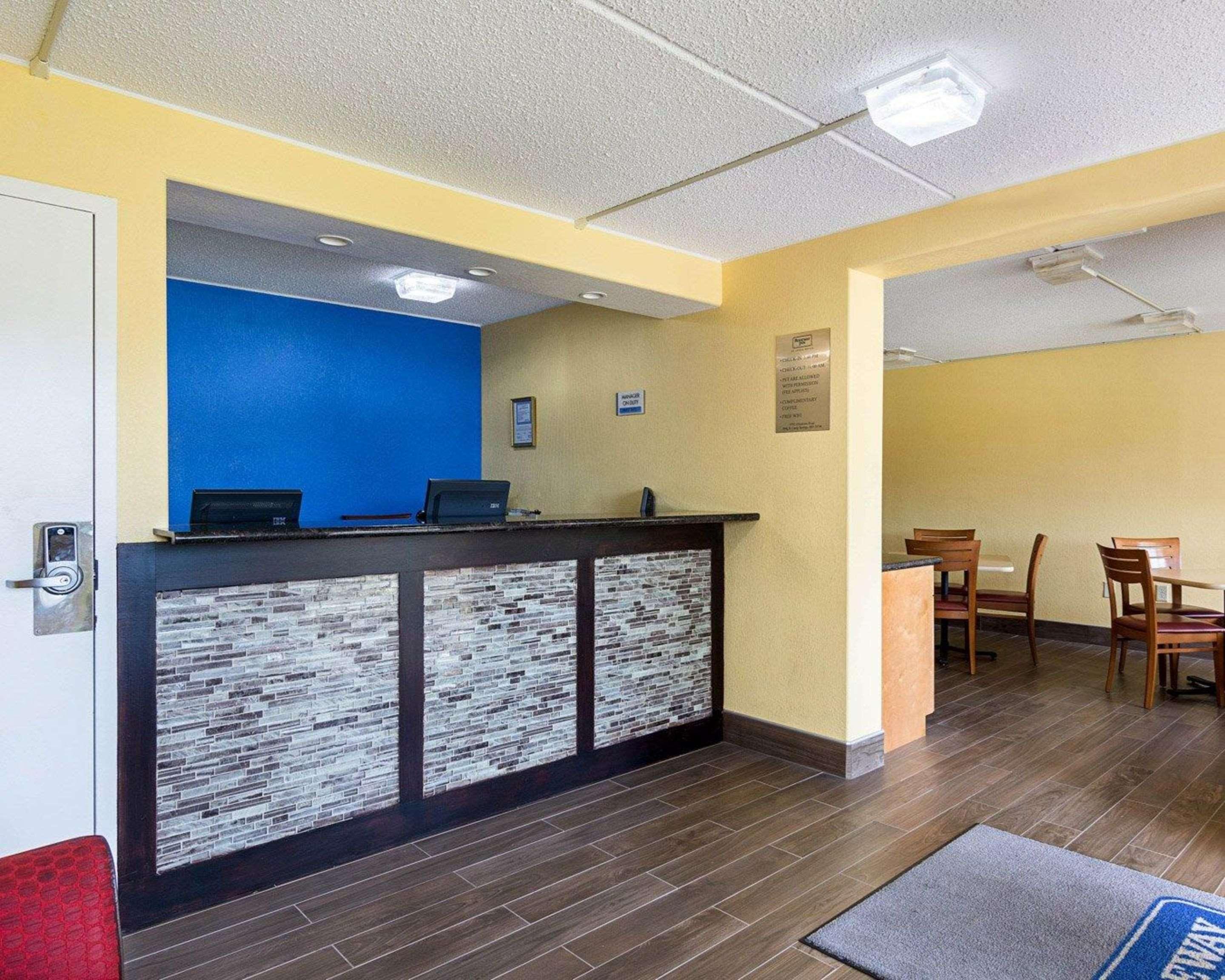 Rodeway Inn Joint Base Andrews Area Camp Springs Εξωτερικό φωτογραφία